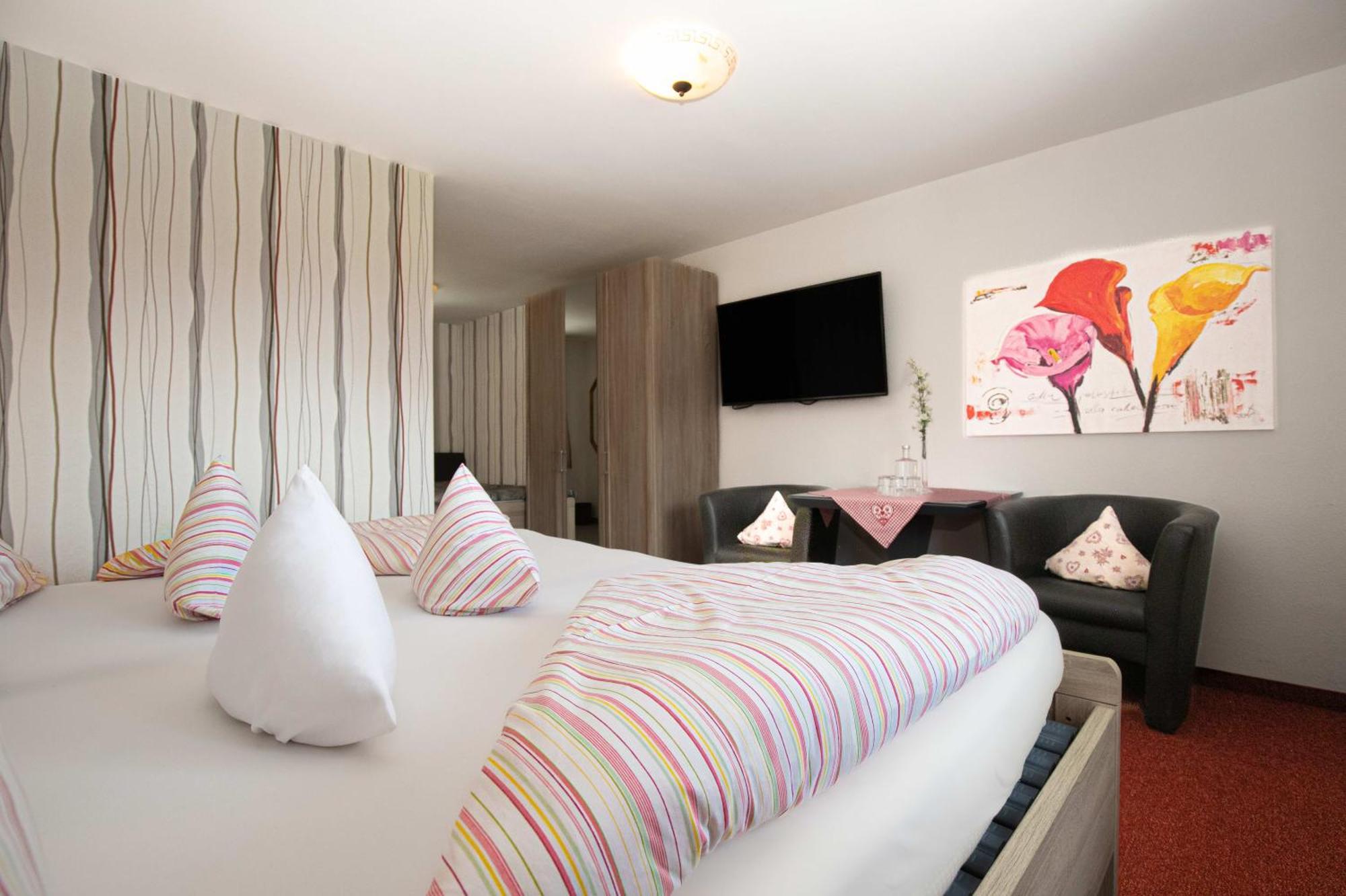 Hotel Restaurant Amadeus - Inclusive Skipass Und Vieles Mehr Bad Hindelang Ngoại thất bức ảnh