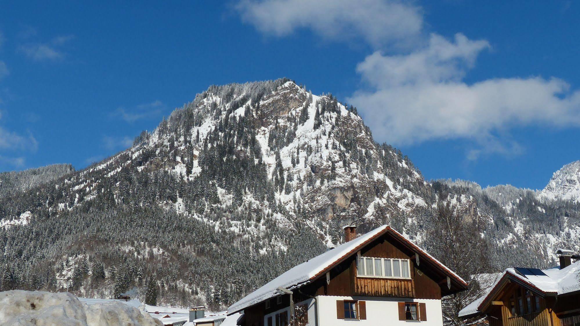 Hotel Restaurant Amadeus - Inclusive Skipass Und Vieles Mehr Bad Hindelang Ngoại thất bức ảnh